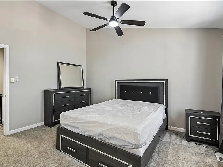 530 Mount Lubentia Ct E — Photo 14