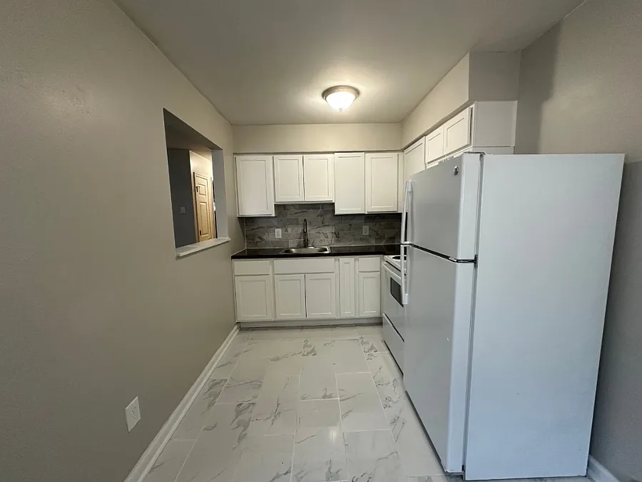 2 bed, 690 sqft, $1,095 — Photo 3