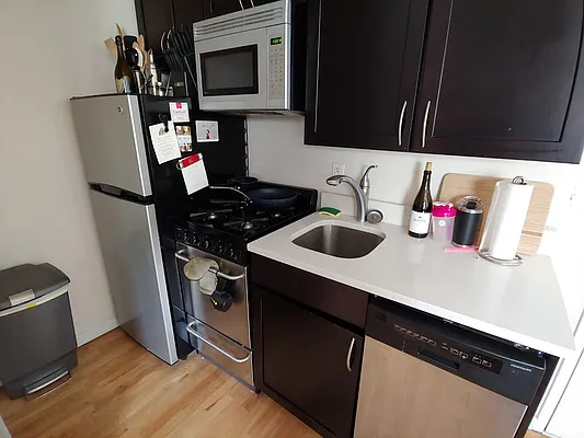 Rented by (Legacy) NY Quality Living Uptown | media 6