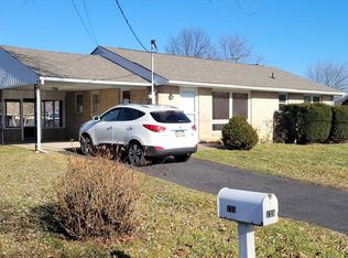 135 Darr Ave, Carlisle, PA 17013