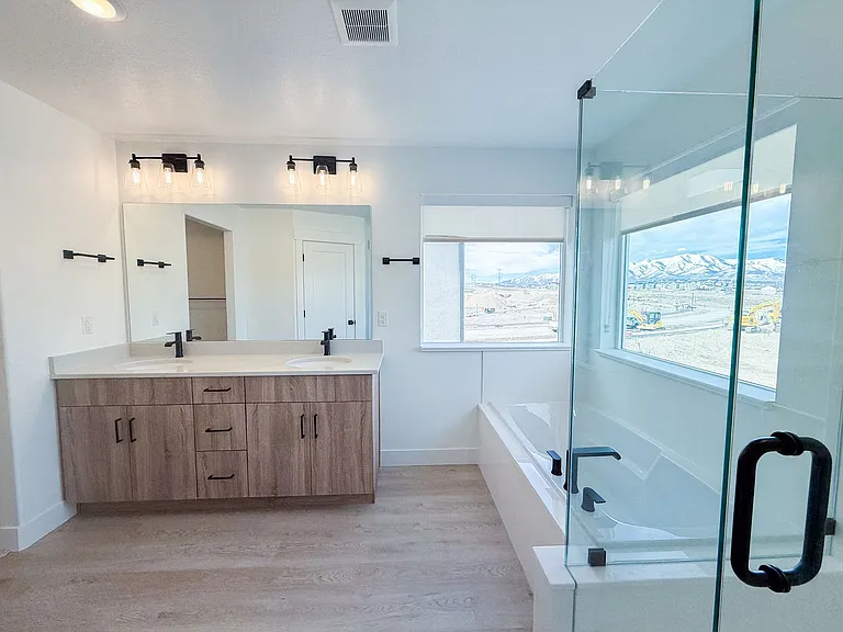 1482 W Russo Dr — Photo 14