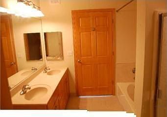 5th image of 500 Greenhaven Dr APT 225