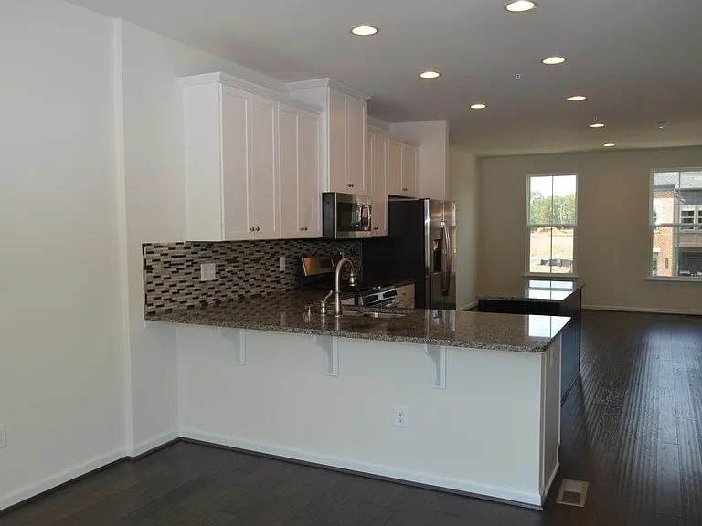 43367 Southland St — Photo 3