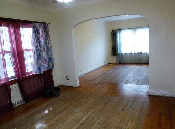 5th image of 3147 Harvey Ave #1