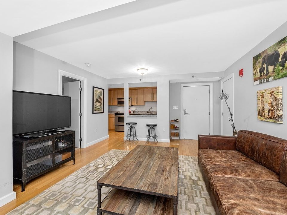 1st image of 165 Tremont St Unit 705