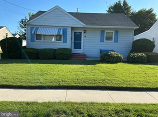 19 Paul Rd, Maple Shade, NJ 08052