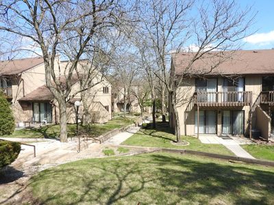 21 Saint Thomas Colony APT 1, Fox Lake, IL, 60020
