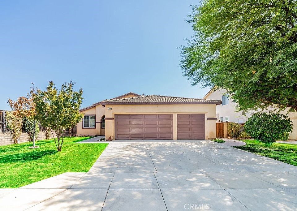 1st image of 1158 Sykes Dr