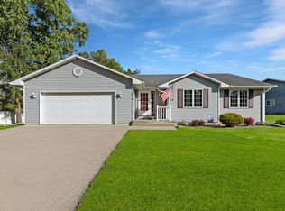 410 Arthur Dr, Roland, IA 50236