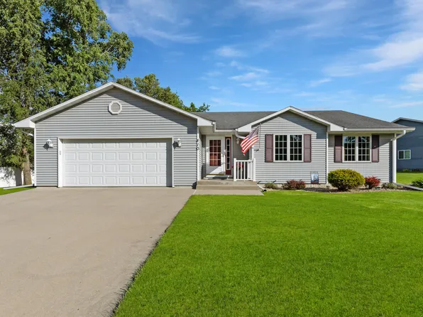 410 Arthur Dr, Roland, IA 50236