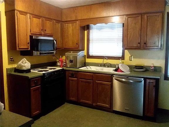 3rd image of 6362 Bell Haven Ln