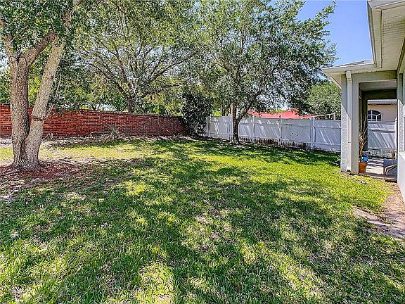 Home For Sale In Meadow Woods