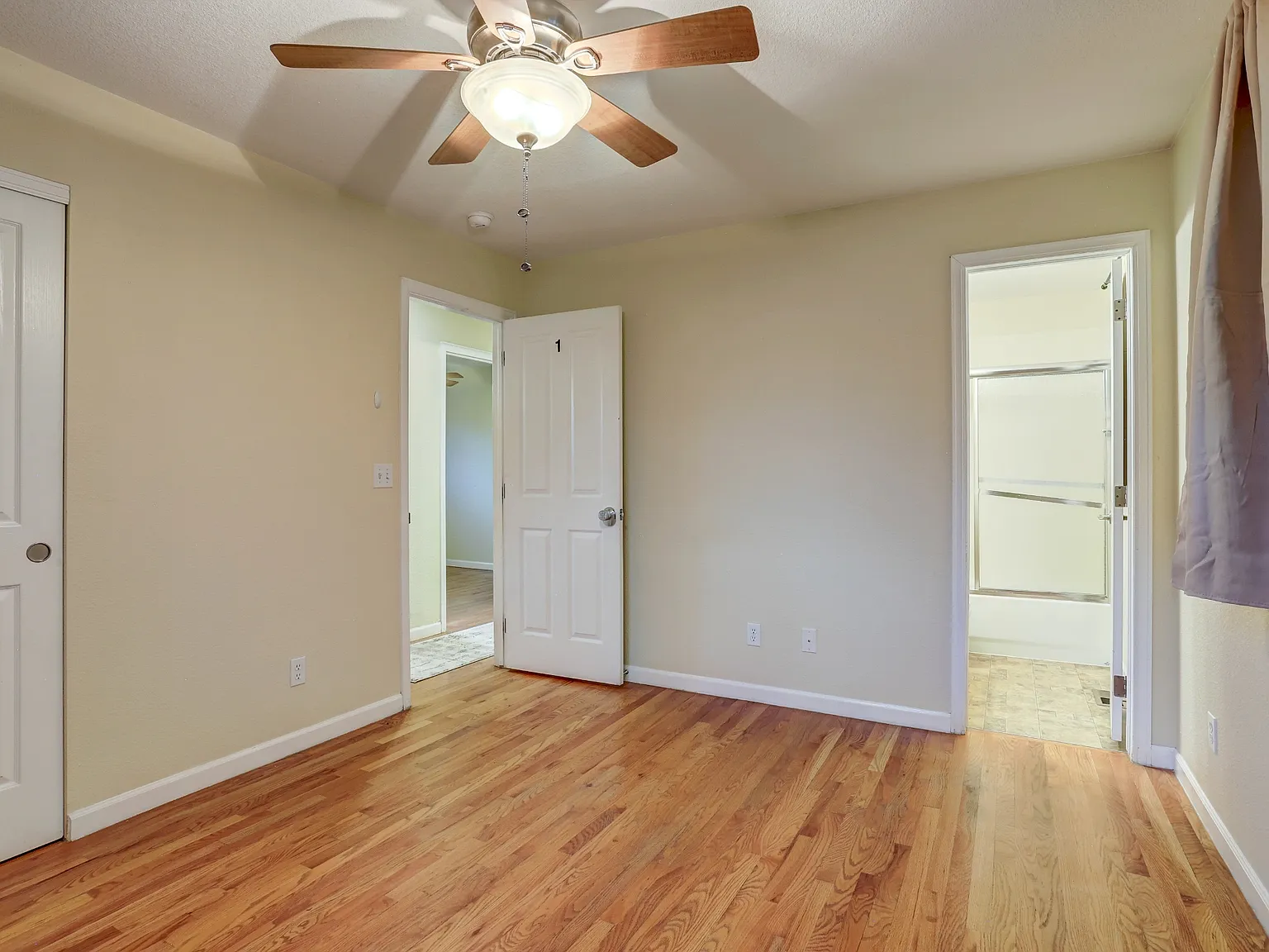 Private Room for Rent — Photo 3