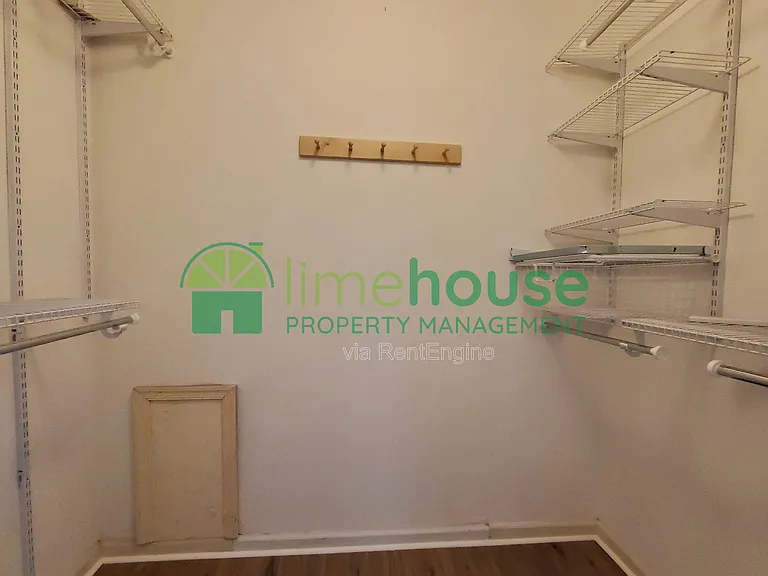 724 Carolina Ave — Photo 10