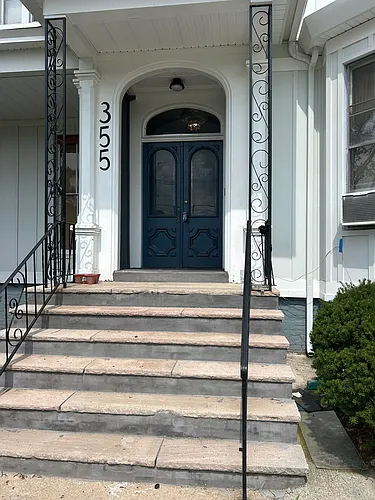 355 Plainfield Ave #2A Photo 1