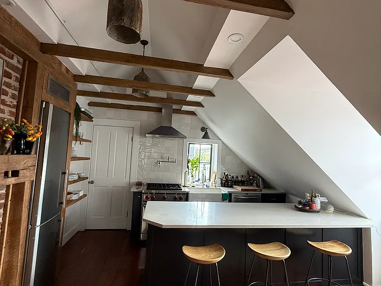 14 Elizabeth St #A-3 — Photo 2