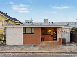 2219 Sealy St, Galveston, TX 77550