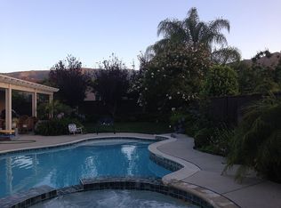 4174 Harbortown Ln, Corona, CA 92883