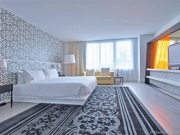 2nd image of 1100 West Ave #515
