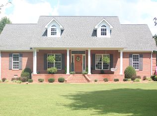 2 Farmwood Dr, Medina, TN 38355