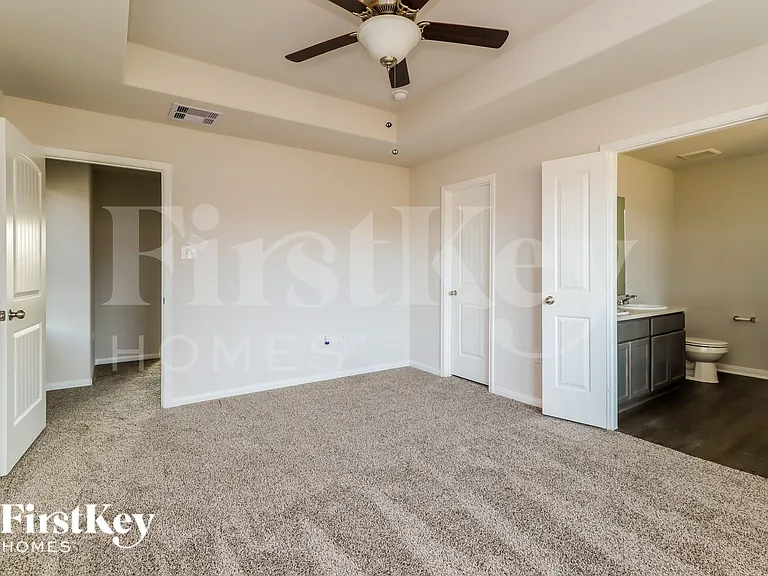 14705 Country Club Dr — Photo 9