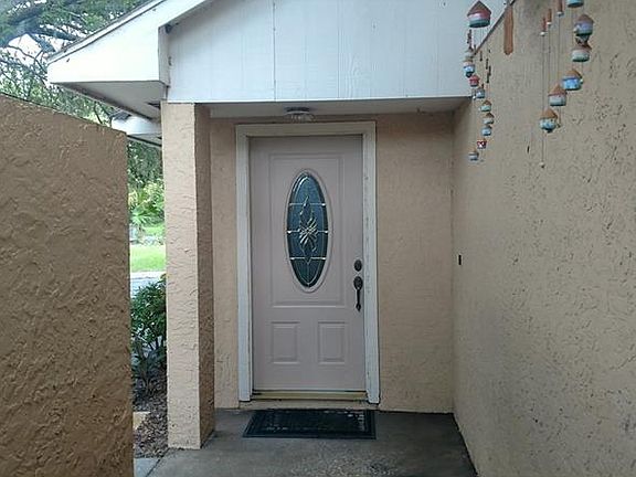 2nd image of 3206 Thorn Ct