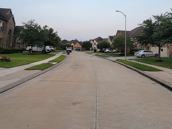 4th image of 13419 Vintage Trail Ln