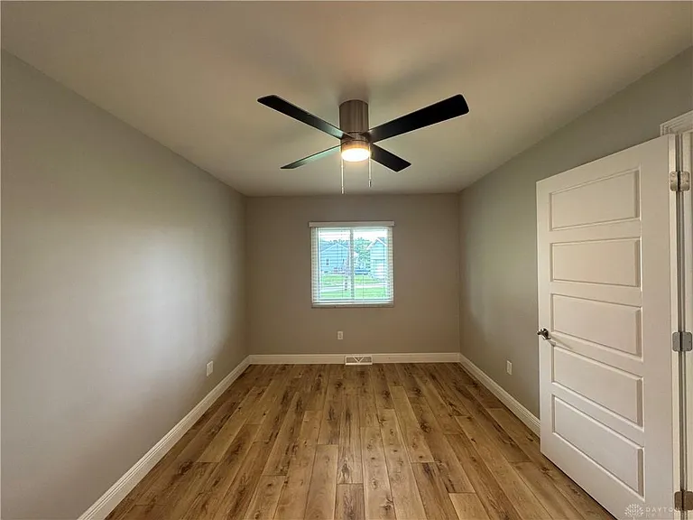 16 Chestnut St — Photo 10