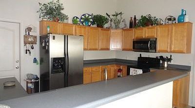 Breakfast Bar/Cooking Area