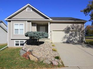 1202 Twinleaf Ln, Madison, WI 53719