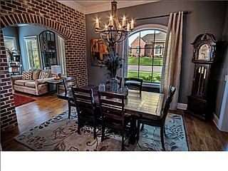 5th image of 268 Charlestowne Dr
