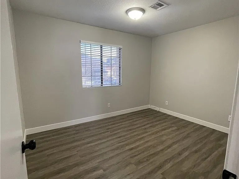 2840 Belleza Ln — Photo 18