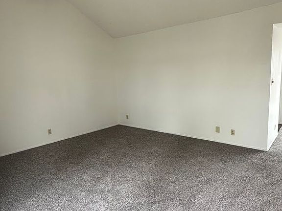 3rd image of 1532 Calle Enrique