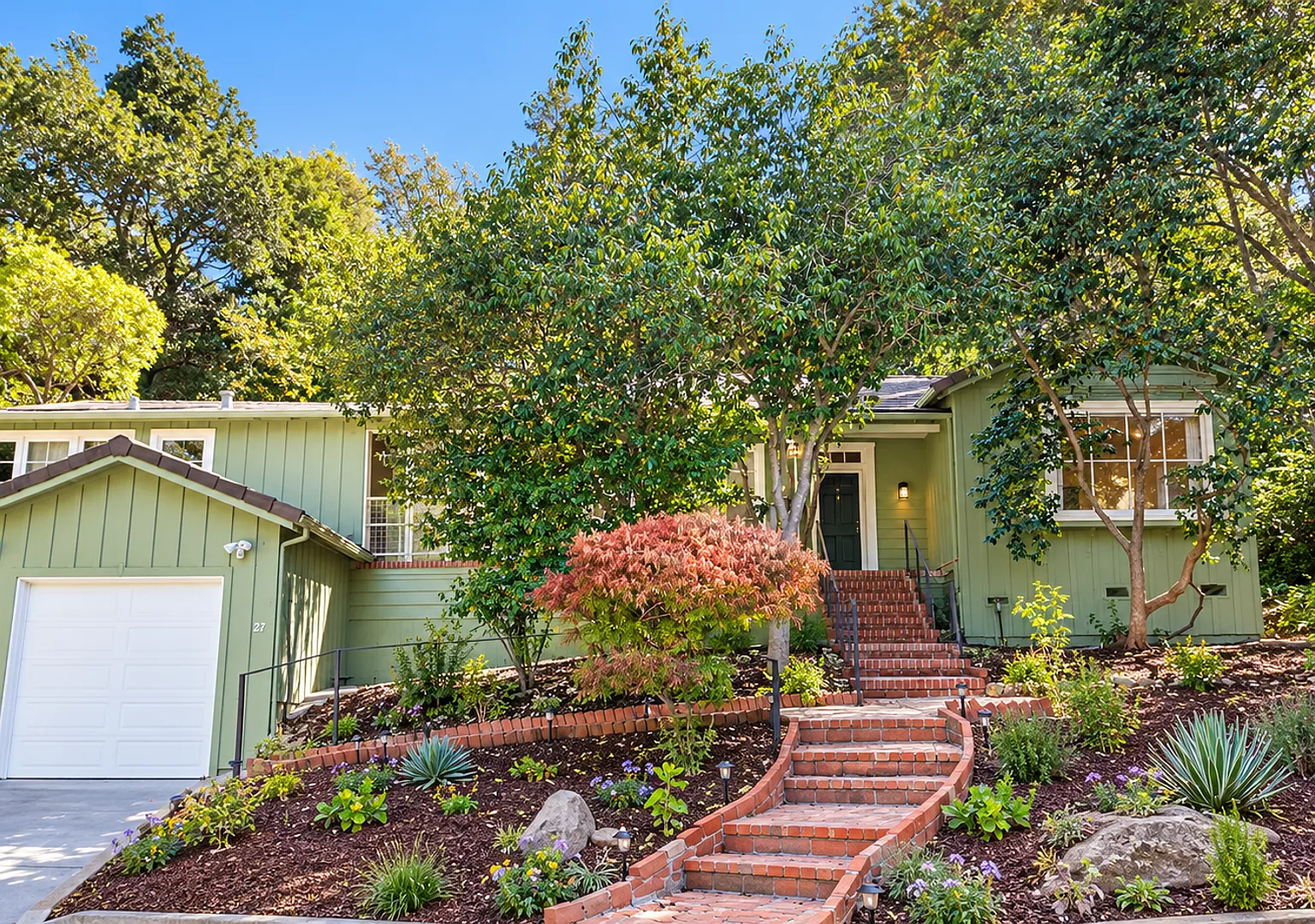 Updated 4x2 on Kentfield-Larkspur Border — Photo 1
