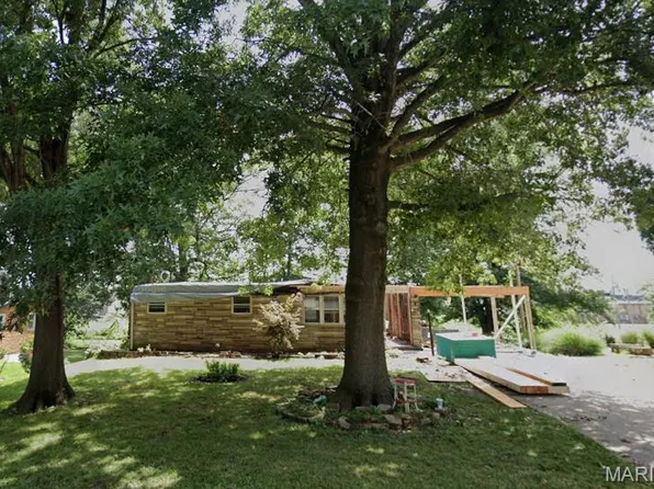 144 Camellia Dr, Cape Girardeau, MO 63703