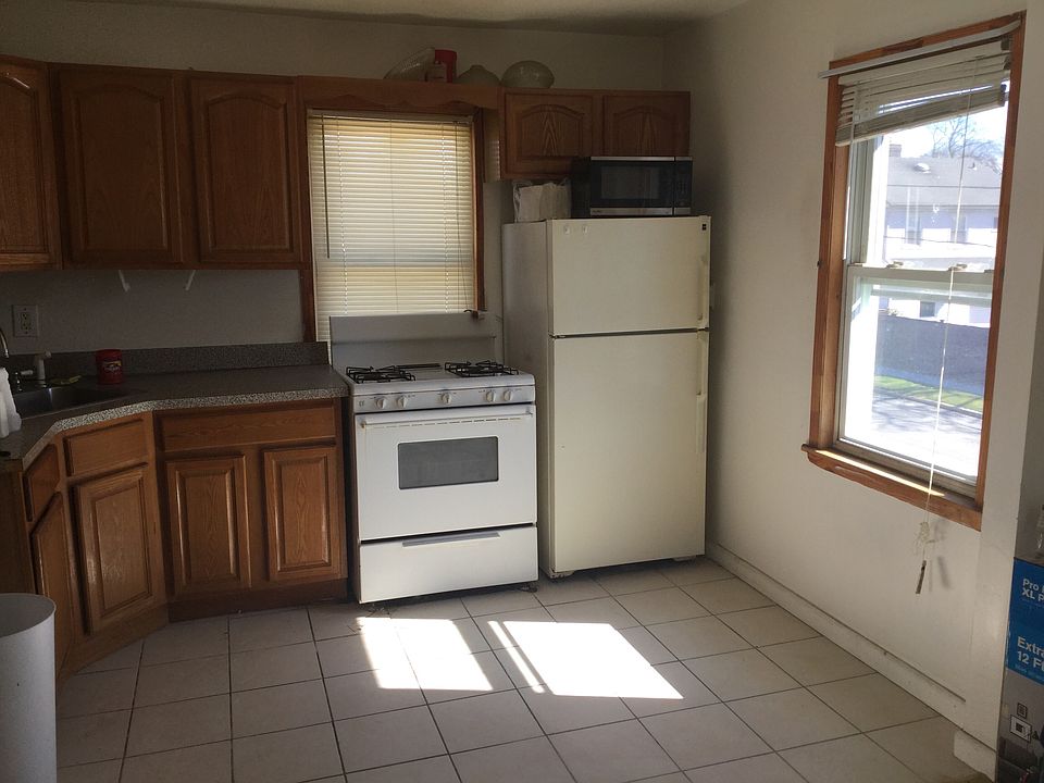 1st image of 21831 92nd Ave #2