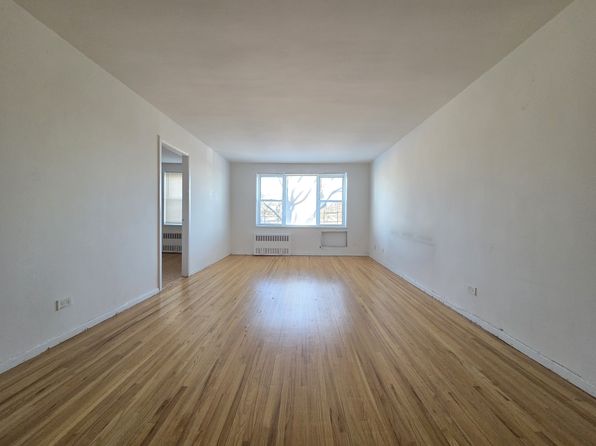 6300 Riverdale Ave APT 2J