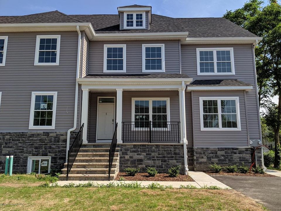 1st image of 5 Buttell Ave