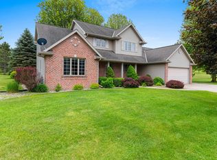 3386 Hawkeye Ct, Green Bay, WI 54313
