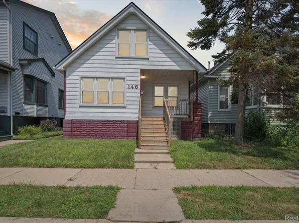 146 Bondie St, Wyandotte, MI 48192