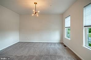 4th image of 720 Sun Valley Ct