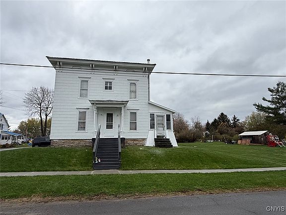 3rd image of 409 Franklin St