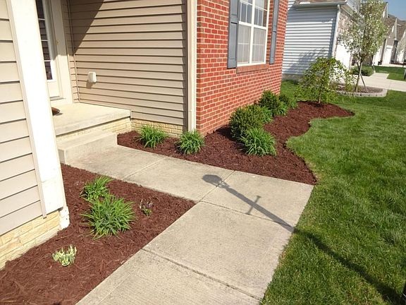 3rd image of 137 Monebrake Dr