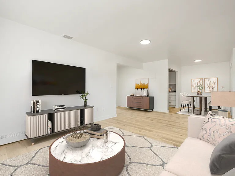 724 N Pennsylvania Ave #3 — Photo 6