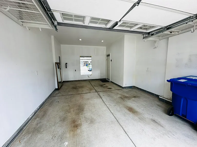 5604 Benoni Ct — Photo 37