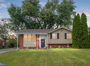 134 Meadowood Dr, Newark, DE 19711