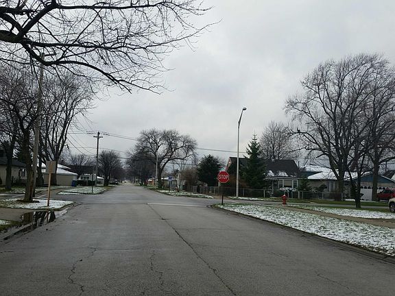 3rd image of 8101 S Mason Ave