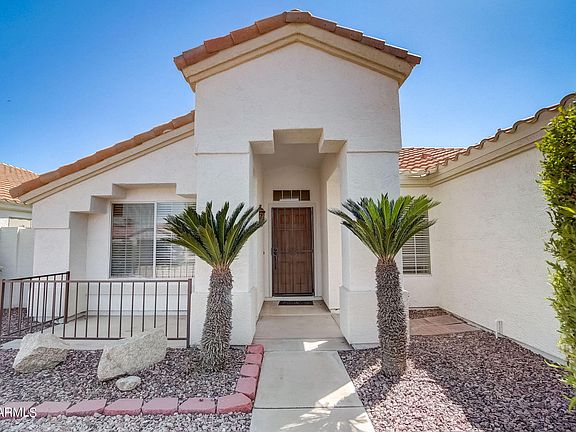 5th image of 9213 W GROVERS Avenue