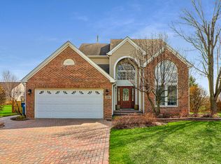 229 Burton Dr, Bartlett, IL 60103