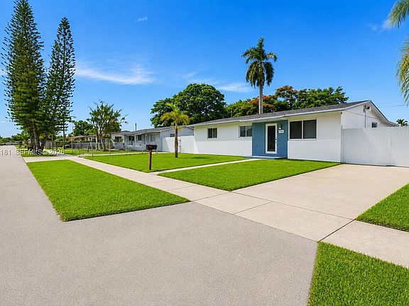 5th image of 15624 SW 297th Ter